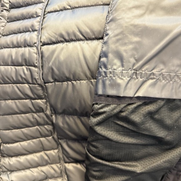 Canada Goose Brookvale Hooded Coat 539 Size Small - Picture 4 of 13